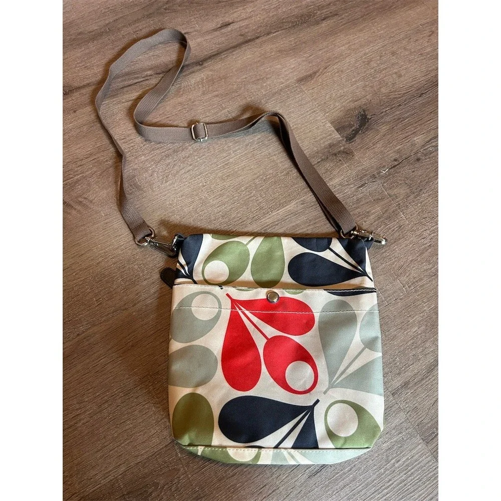 Orla Kiely for Target Crossbody Bag Medium Multicolor Stem Print Zip